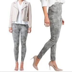 SPANX Jean-ish Ankle Leggings in Stone Washed Camo 20018R Medium